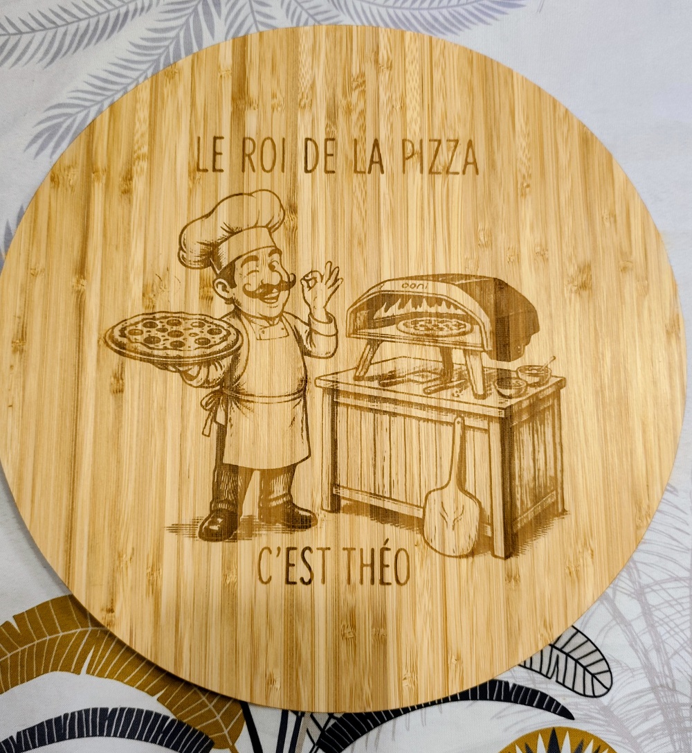 Planche à pizza